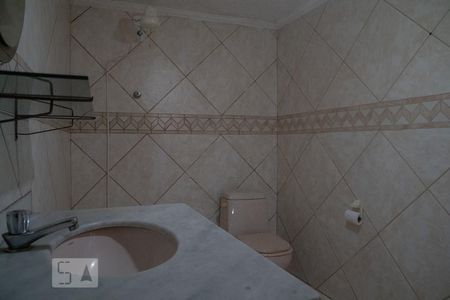 Banheiro de casa à venda com 4 quartos, 40m² em Jardim Santo Alberto, Santo André