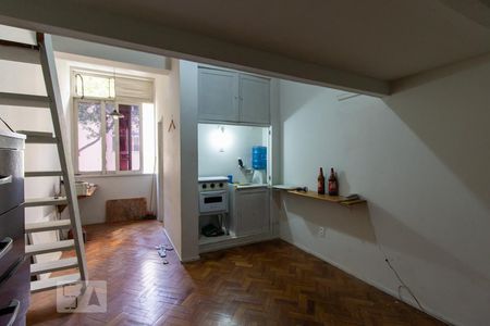 Sala de kitnet/studio à venda com 1 quarto, 15m² em Centro, Rio de Janeiro