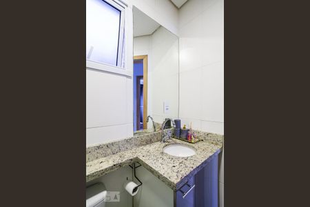 Apartamento para alugar com 50m², 2 quartos e 1 vaga Apartamento para alugar com 50m², 2 quartos e 1 vagaBanheiro