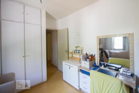 Suíte de casa à venda com 3 quartos, 110m² em Campo Belo, São Paulo