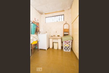 Casa à venda com 110m², 3 quartos e 2 vagasÁrea de Serviço