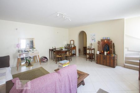 Sala de casa à venda com 3 quartos, 110m² em Campo Belo, São Paulo