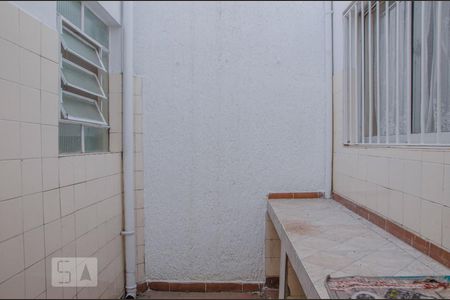 Casa de condomínio para alugar com 110m², 3 quartos e 2 vagasQuintal