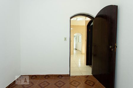 Casa para alugar com 190m², 4 quartos e 2 vagas Casa para alugar com 190m², 4 quartos e 2 vagasQuarto 3