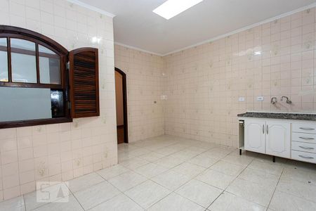 Casa para alugar com 190m², 4 quartos e 2 vagas Casa para alugar com 190m², 4 quartos e 2 vagasCozinha