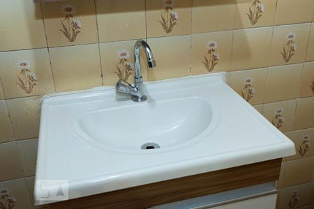 Casa para alugar com 190m², 4 quartos e 2 vagas Casa para alugar com 190m², 4 quartos e 2 vagasDetalhe banheiro