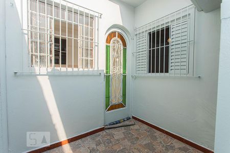 Casa para alugar com 190m², 4 quartos e 2 vagas Casa para alugar com 190m², 4 quartos e 2 vagasQuintal