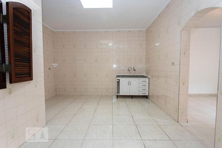 Casa para alugar com 190m², 4 quartos e 2 vagas Casa para alugar com 190m², 4 quartos e 2 vagasCozinha
