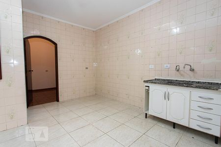 Casa para alugar com 190m², 4 quartos e 2 vagas Casa para alugar com 190m², 4 quartos e 2 vagasCozinha