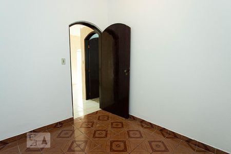 Casa para alugar com 190m², 4 quartos e 2 vagas Casa para alugar com 190m², 4 quartos e 2 vagasQuarto 3