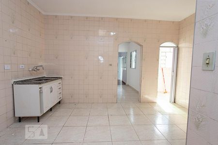 Casa para alugar com 190m², 4 quartos e 2 vagas Casa para alugar com 190m², 4 quartos e 2 vagasCozinha