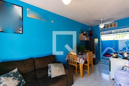 Sala/cozinha  de casa de condomínio para alugar com 2 quartos, 70m² em Olaria, Canoas