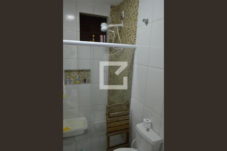 Casa de condomínio à venda com 200m², 3 quartos e 1 vagaBanheiro da Suíte 2