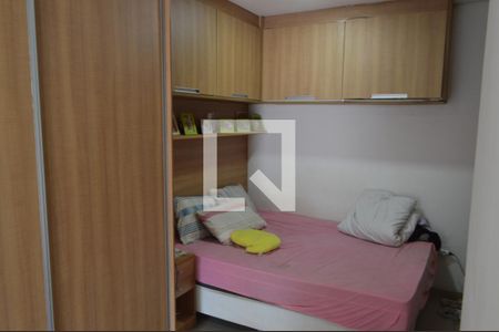 Casa de condomínio à venda com 200m², 3 quartos e 1 vagaSuíte 3