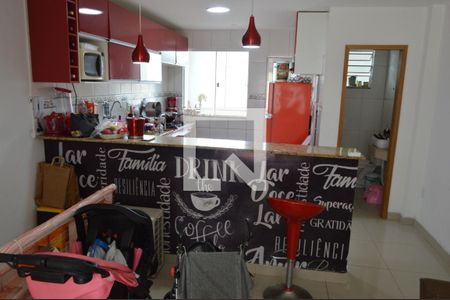 Casa de condomínio à venda com 200m², 3 quartos e 1 vagaCozinha