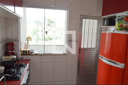 Casa de condomínio à venda com 200m², 3 quartos e 1 vagaÁrea de Serviço