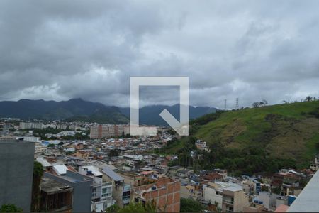 Casa de condomínio à venda com 200m², 3 quartos e 1 vagaVista do Terraço