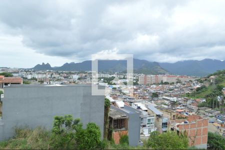 Casa de condomínio à venda com 200m², 3 quartos e 1 vagaVista do Terraço