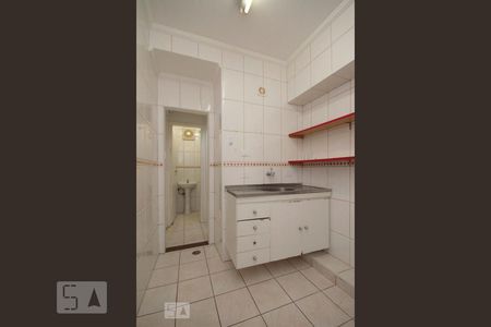 Cozinha de kitnet/studio para alugar com 1 quarto, 43m² em Bela Vista, São Paulo