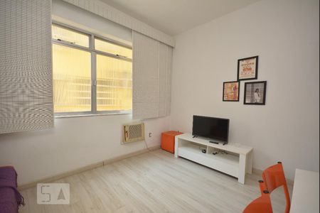 Sala/Quarto de kitnet/studio à venda com 1 quarto, 30m² em Glória, Rio de Janeiro