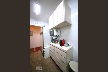 Apartamento à venda com 86m², 2 quartos e 2 vagasCozinha 