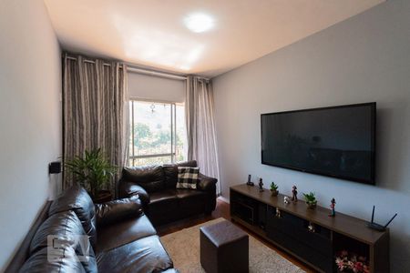 Apartamento à venda com 115m², 3 quartos e 2 vagasSala