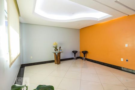 Sala de casa à venda com 3 quartos, 234m² em Trevo, Belo Horizonte