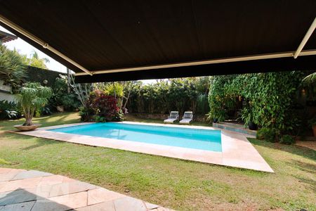 Casa à venda com 550m², 3 quartos e 6 vagasPiscina