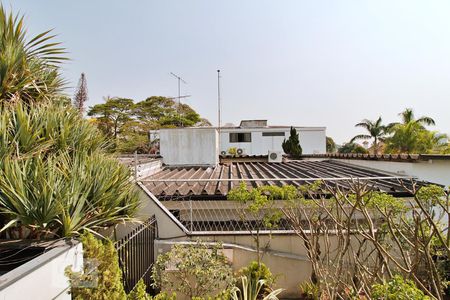 Casa à venda com 550m², 3 quartos e 6 vagas Casa à venda com 550m², 3 quartos e 6 vagasVista do Quarto 3