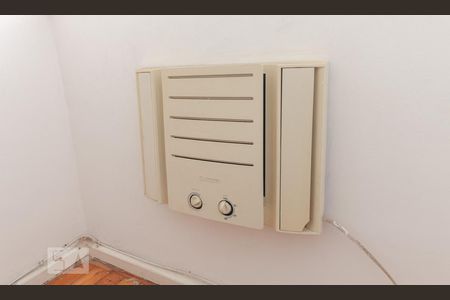 Apartamento à venda com 64m², 2 quartos e sem vaga Apartamento à venda com 64m², 2 quartos e sem vagaDetalhe do Quarto 2 - Ar condicionado