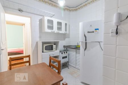 Apartamento à venda com 64m², 2 quartos e sem vaga Apartamento à venda com 64m², 2 quartos e sem vagaCozinha
