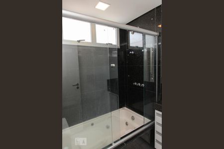 Apartamento para alugar com 80m², 2 quartos e 2 vagasBanheiro da Suíte