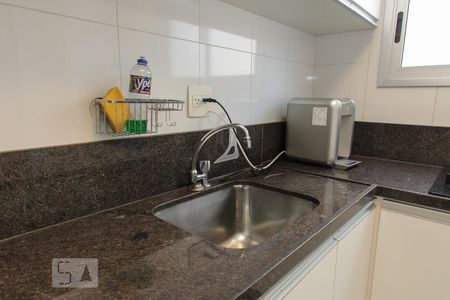 Apartamento para alugar com 80m², 2 quartos e 2 vagasCozinha