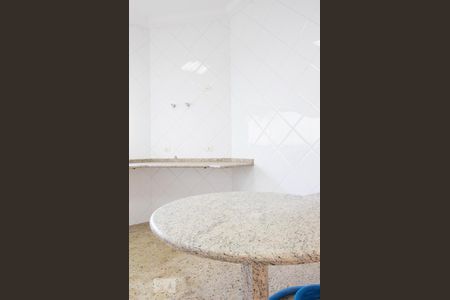 Casa à venda com 534m², 5 quartos e 8 vagasCozinha