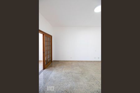 Casa à venda com 534m², 5 quartos e 8 vagasSuíte 5