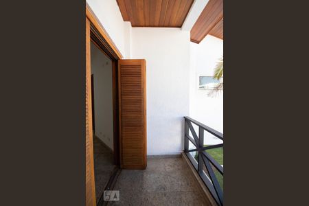 Casa à venda com 534m², 5 quartos e 8 vagasVaranda da Suíte 5