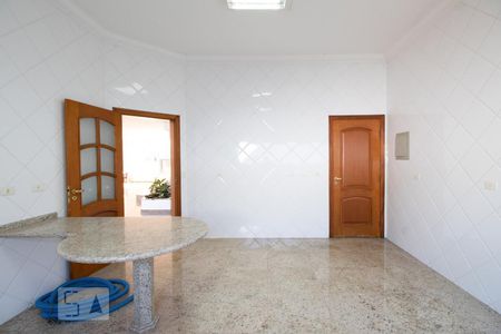 Casa à venda com 534m², 5 quartos e 8 vagasCozinha