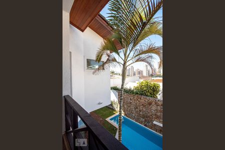 Casa à venda com 534m², 5 quartos e 8 vagasVaranda da Suíte 5