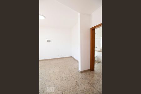 Casa à venda com 534m², 5 quartos e 8 vagasSuíte 3
