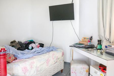 Casa à venda com 180m², 6 quartos e 2 vagas Casa à venda com 180m², 6 quartos e 2 vagasQuarto 4