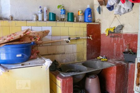 Casa à venda com 180m², 6 quartos e 2 vagas Casa à venda com 180m², 6 quartos e 2 vagasÁrea de Serviço