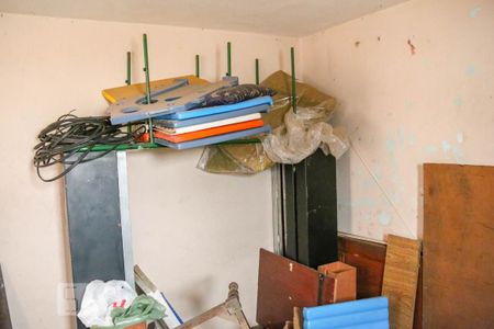 Casa à venda com 180m², 6 quartos e 2 vagas Casa à venda com 180m², 6 quartos e 2 vagasQuarto 6