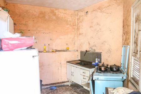 Casa à venda com 180m², 6 quartos e 2 vagas Casa à venda com 180m², 6 quartos e 2 vagasCozinha 2