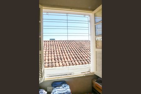 Casa à venda com 180m², 6 quartos e 2 vagas Casa à venda com 180m², 6 quartos e 2 vagasQuarto 2