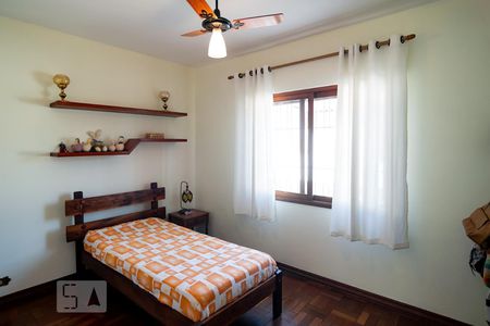 Casa à venda com 300m², 4 quartos e 4 vagasQuarto 2