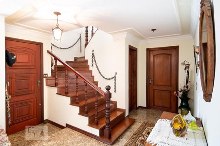 Casa à venda com 300m², 4 quartos e 4 vagasHall Entrada