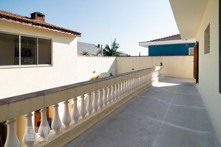 Casa à venda com 300m², 4 quartos e 4 vagasVaranda Quarto 4 - Suíte