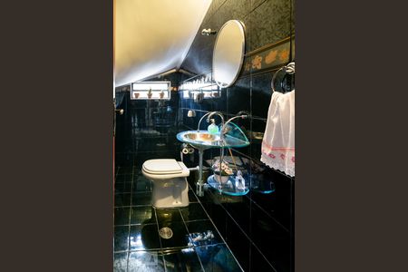 Casa à venda com 300m², 4 quartos e 4 vagasLavabo