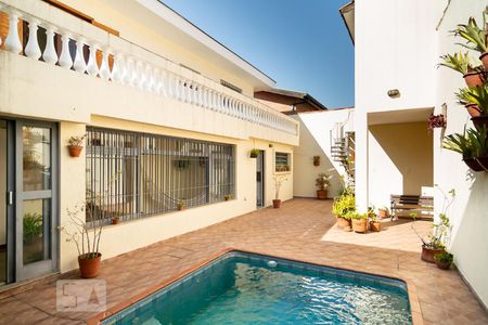 Casa à venda com 300m², 4 quartos e 4 vagasPiscina