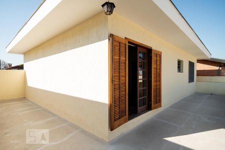 Casa à venda com 300m², 4 quartos e 4 vagasVaranda Quarto 4 - Suíte